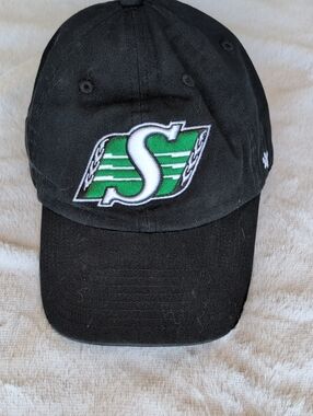 SASKATCHEWAN ROUGHRIDERS CFL '47 CAP